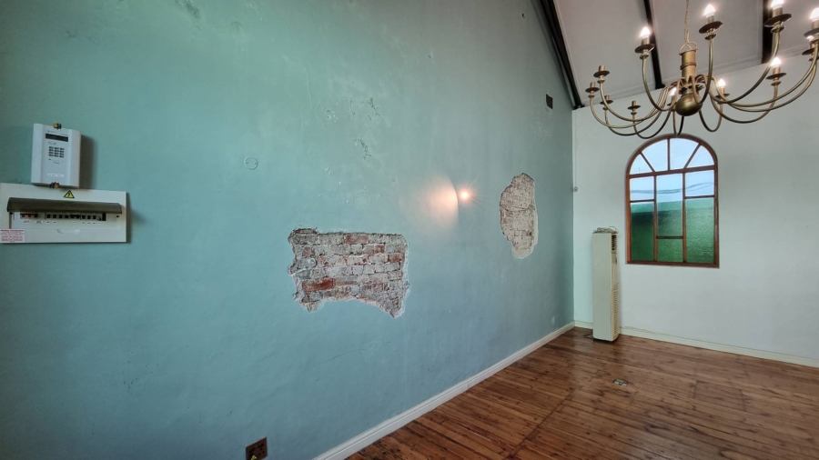 To Let commercial Property for Rent in Woodstock Western Cape